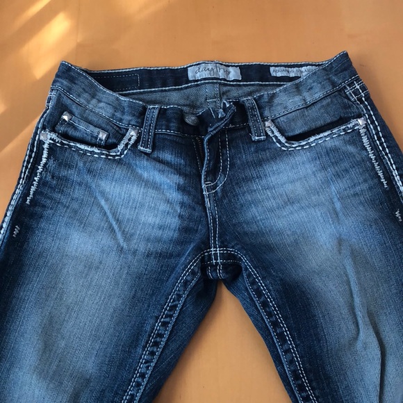 Buckle Denim - PRICE DROP!! 🌹🥀  Buckle jeans